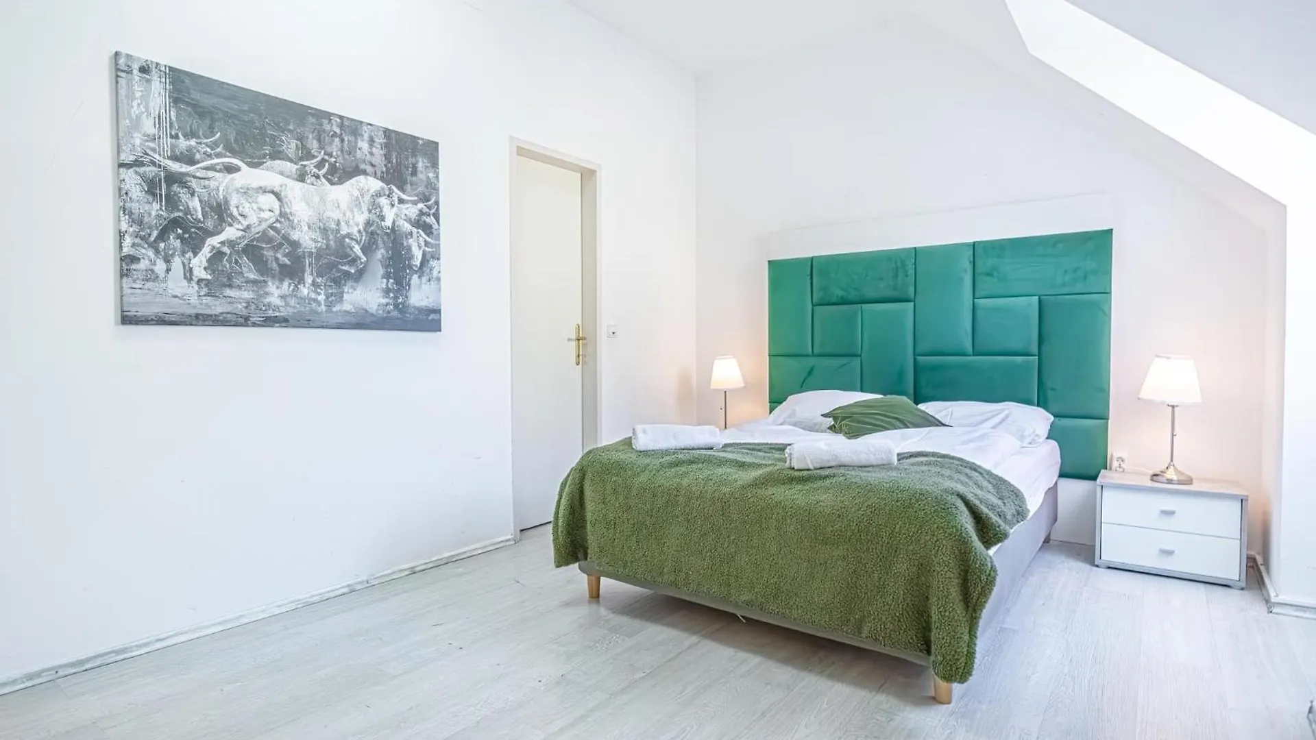 Homely 3Br Apt.- Perfect For Families And Groups Vienna